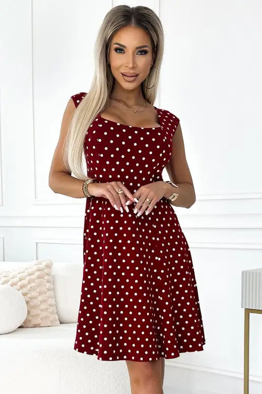 241-3 STELLA cotton dress with a diamond neckline - burgundy with polka dots - Livre e Solta Fashion