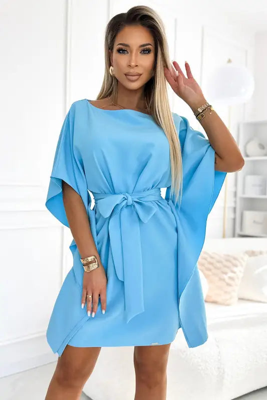 287-26 SOFIA Butterfly dress with a binding at the waist - light blue - Livre e Solta Fashion