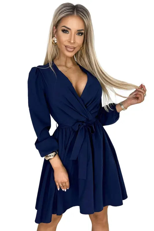 339-5 BINDY Feminine dress with a neckline and belt - navy blue - Livre e Solta Fashion