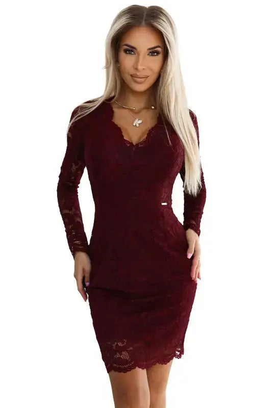 170-14 Lace dress with long sleeves and neckline - dark maroon - Livre e Solta Fashion