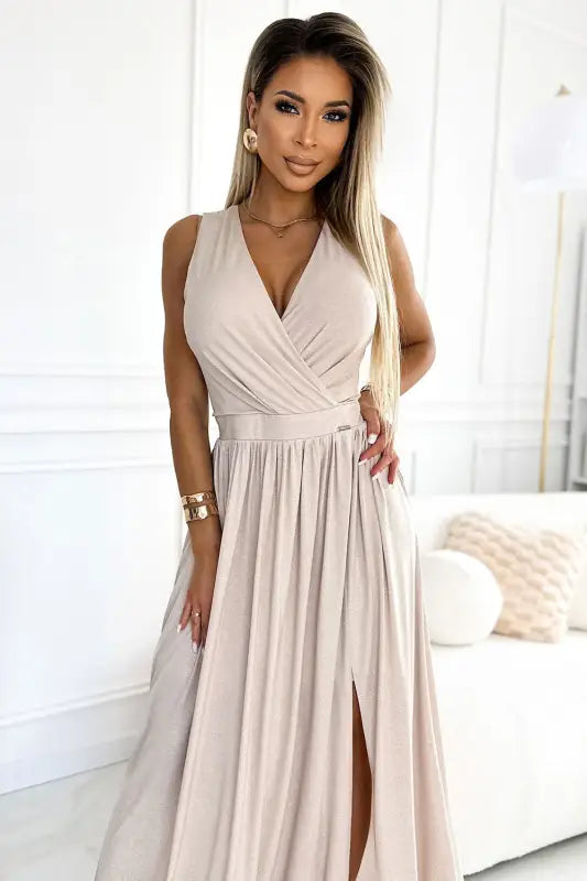 362-8 JUSTINE Long dress with a neckline and a tie at the back - beige with glitter - Livre e Solta Fashion