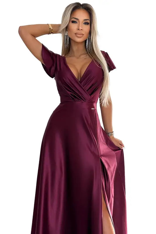 411-10 CRYSTAL satin long dress with a neckline - Burgundy color - Livre e Solta Fashion