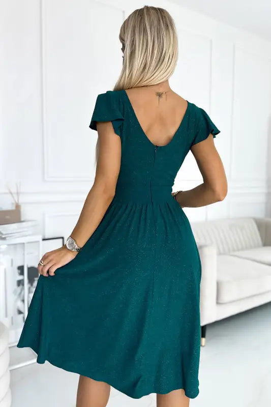 425-6 MATILDE Dress with a neckline and short sleeves - green with glitter - Livre e Solta Fashion