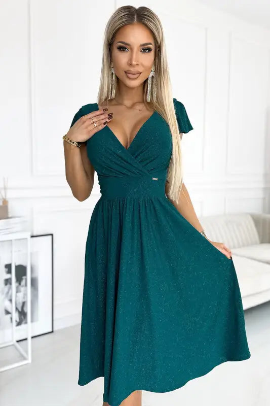 425-6 MATILDE Dress with a neckline and short sleeves - green with glitter - Livre e Solta Fashion