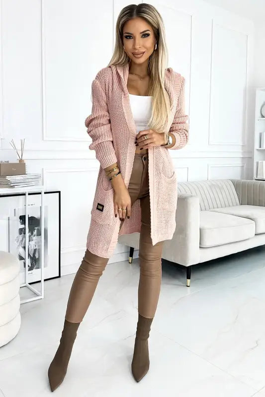 488-2 Cardigan - cape with a hood, pockets and a patch - pink - Livre e Solta Fashion