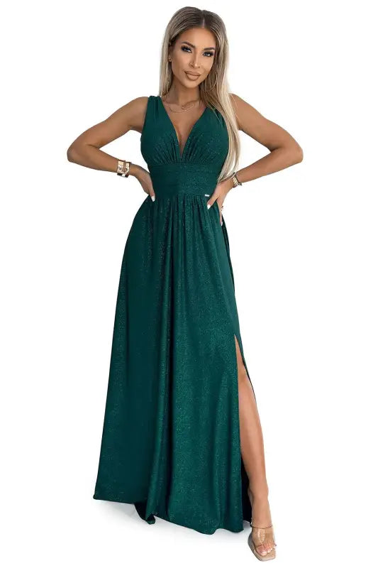 490-3 SUSAN Long brocade dress with a neckline and stitching at the waist - green - Livre e Solta Fashion