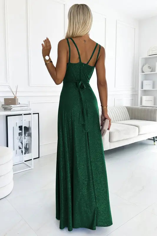 498-2 Long dress with a neckline and double straps - green with glitter - Livre e Solta Fashion