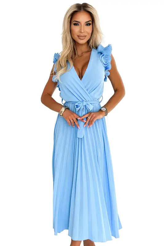 543-2 Pleated midi dress with a neckline and delicate ruffles - light blue - Livre e Solta Fashion