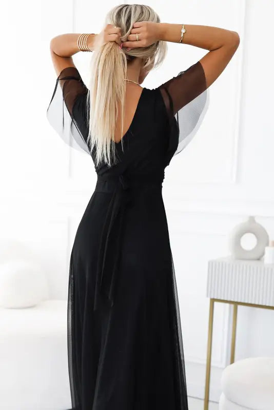 562-3 NASTIA Long dress with neckline and short sleeves - black - Livre e Solta Fashion