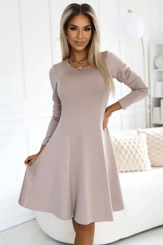 567-1 Comfortable long sleeve trapeze dress - beige - Livre e Solta Fashion