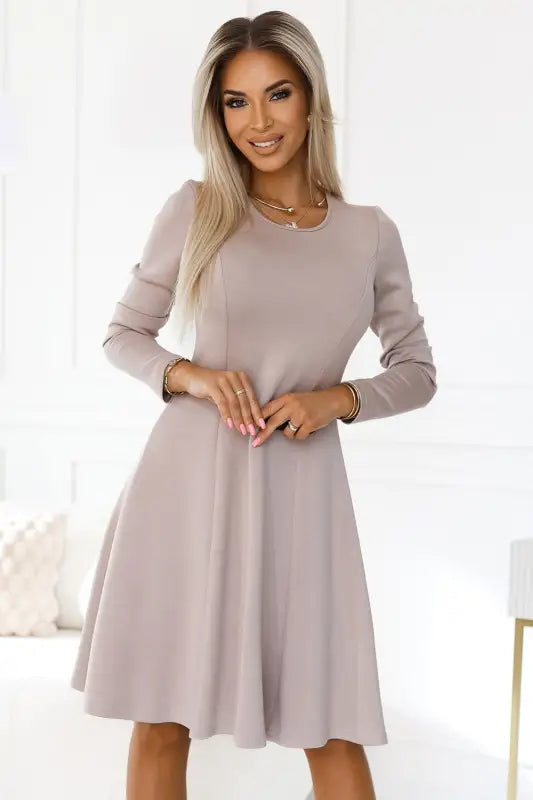 567-1 Comfortable long sleeve trapeze dress - beige - Livre e Solta Fashion