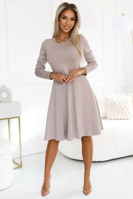 567-1 Comfortable long sleeve trapeze dress - beige - Livre e Solta Fashion