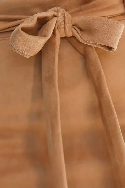 569-1 Suede Skirt with Tie - Caramel Color - Livre e Solta Fashion