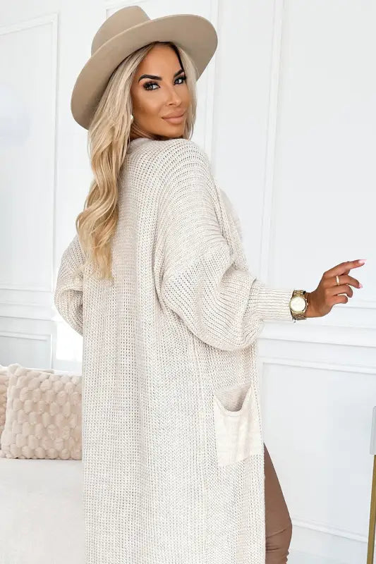 551-1 Cardigan - jumper long throw with pockets - beige - Livre e Solta Fashion