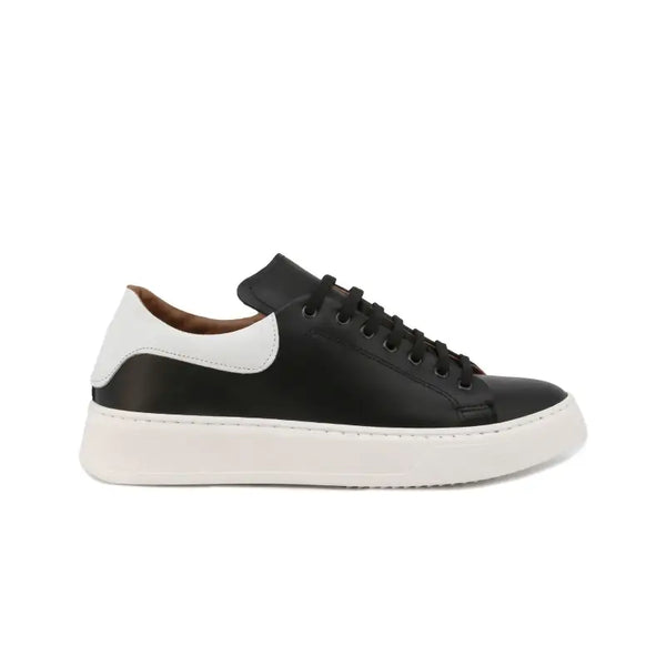 Duca di Morrone Sneakers - Livre e Solta Fashion