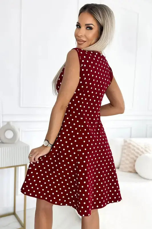 241-3 STELLA cotton dress with a diamond neckline - burgundy with polka dots - Livre e Solta Fashion