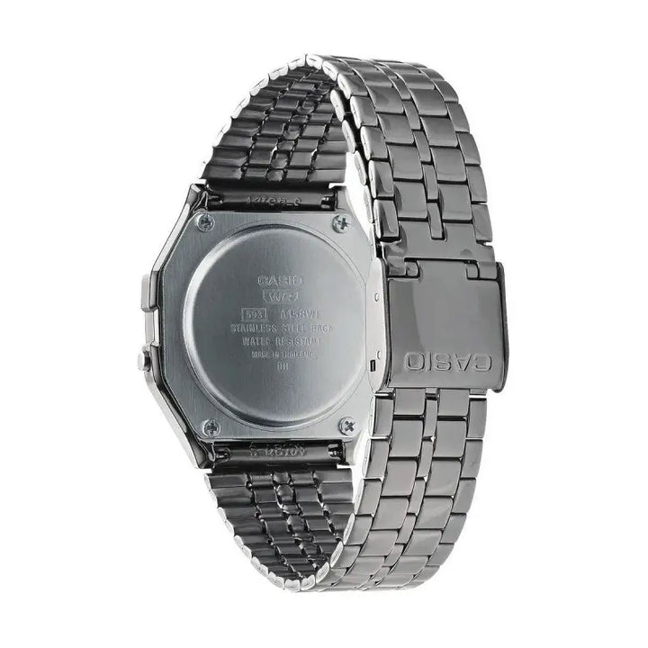 Silver-toned men's vintage-style watch by Casio with a 33mm diameter case, featuring a stainless steel bracelet strap.