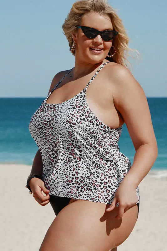 Scoop Neck Racerback Leopard Plus Size Tankini - Livre e Solta Fashion