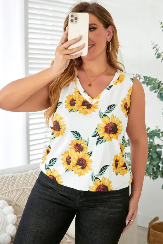 Yellow Sunflower Print V Neck Plus Size Tank - Livre e Solta Fashion